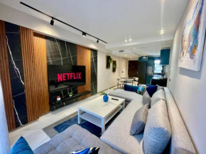 Comfy 2 Bedrooms - Beachfront & Balcony